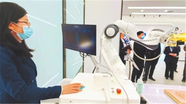 奮進(jìn)新征程 豫見(jiàn)新氣象丨AI診療讓看病更準(zhǔn)更快更便宜