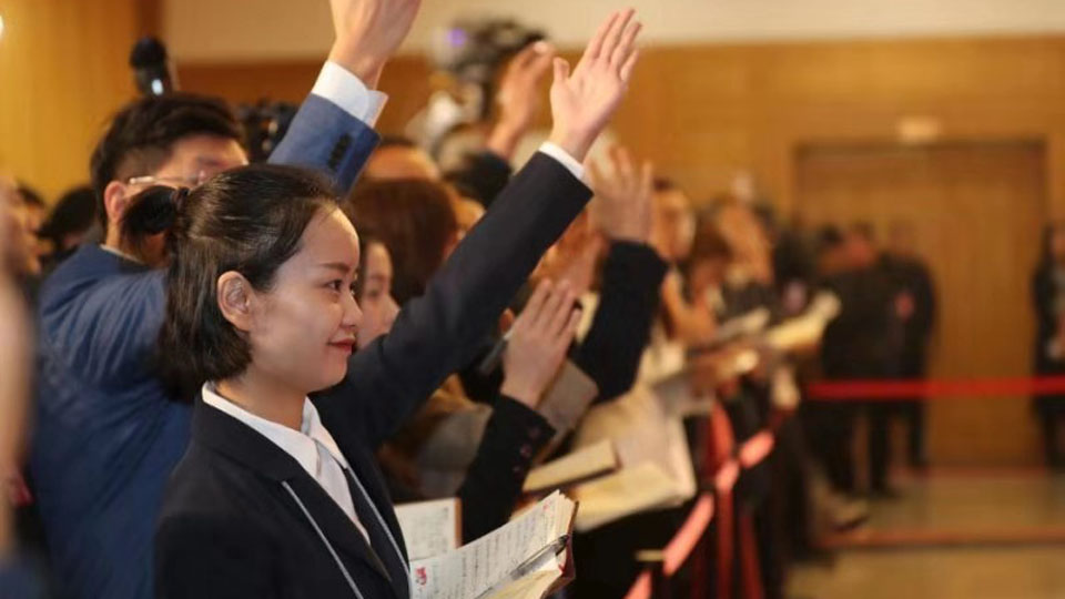 開啟！河南省十三屆人大三次會議舉行首場代表通道