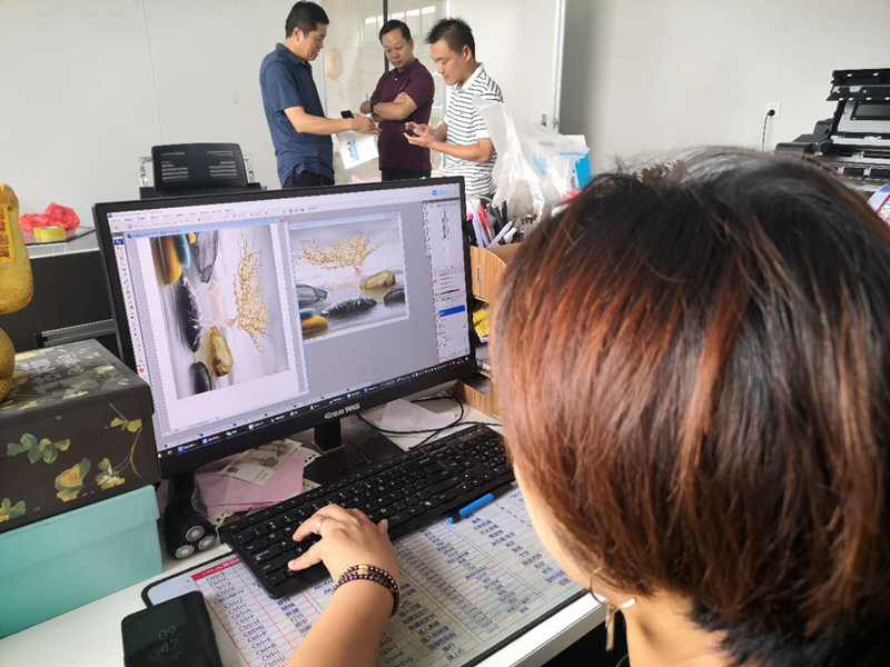 【決勝2020?河南更出彩】農(nóng)民變身設(shè)計師，電商江湖來闖